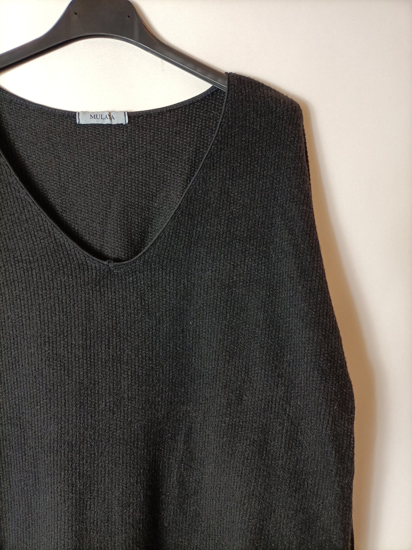MULAYA. Jersey negro textura T.m/l