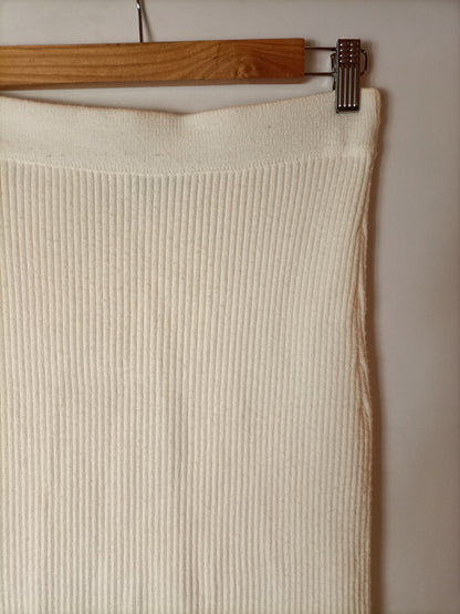 ZARA. Falda canalé apertura T.s