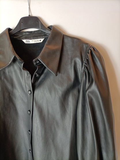 ZARA. Black faux leather overshirt. Size XL (m/l)