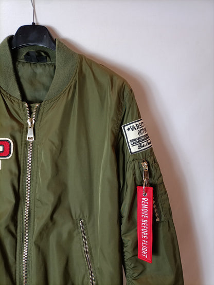 TOPSHOP. Bomber verde parches T.38