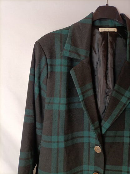 BLUE&BLOUZE. Blazer recta negra y verde T.l