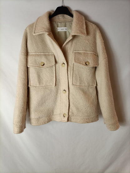 MANGO. Chaqueta textura beige T.xs(s)