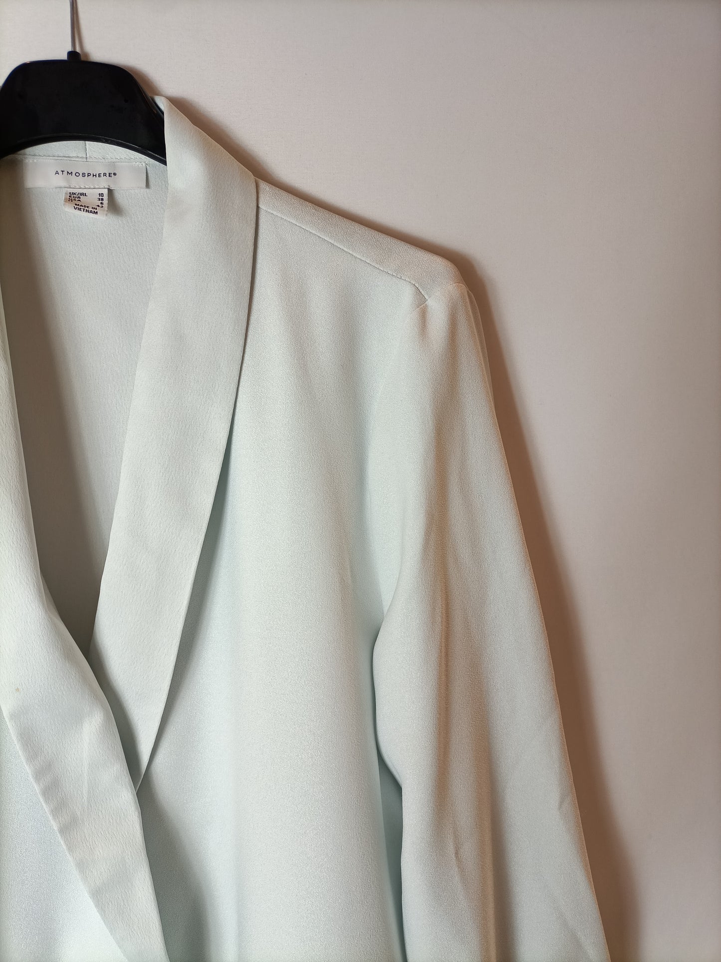 PRIMARK. Blazer azul satinada T.38