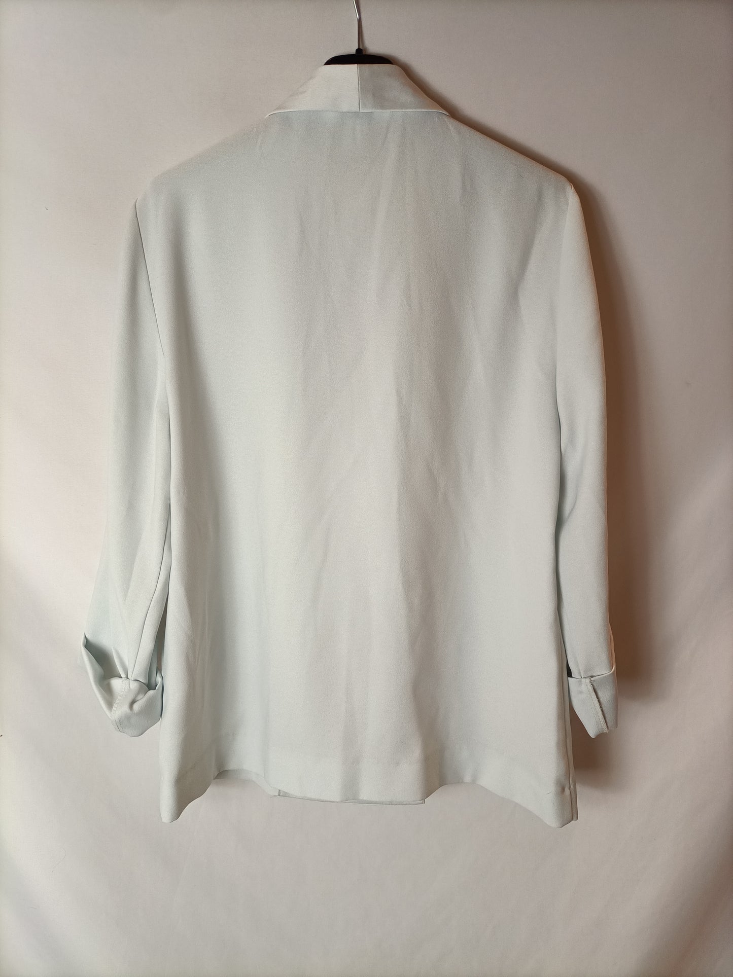 PRIMARK. Blazer azul satinada T.38