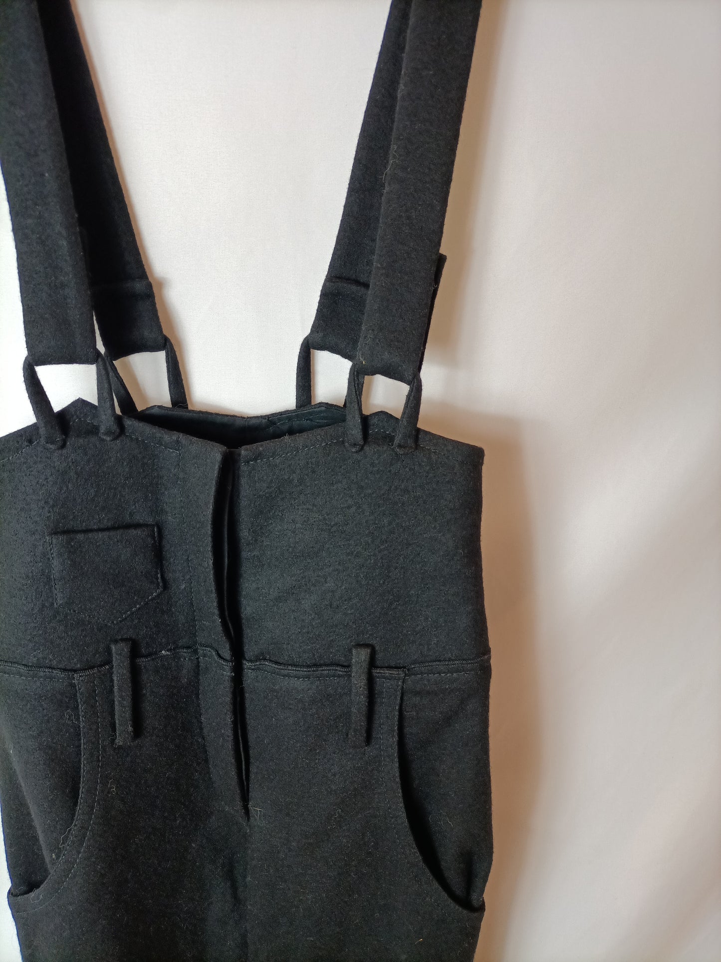 SONIA. Mono negro lana