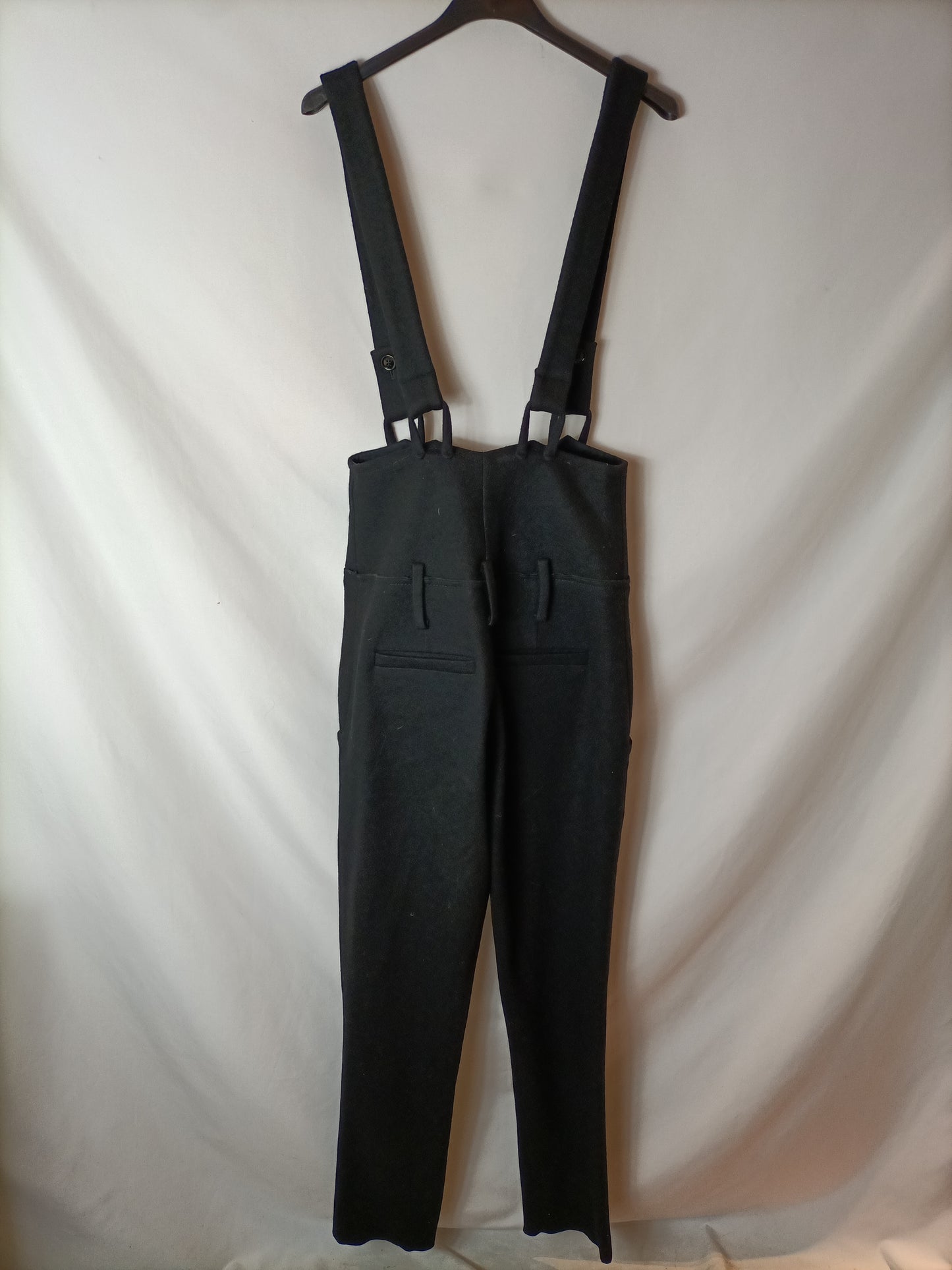 SONIA. Mono negro lana