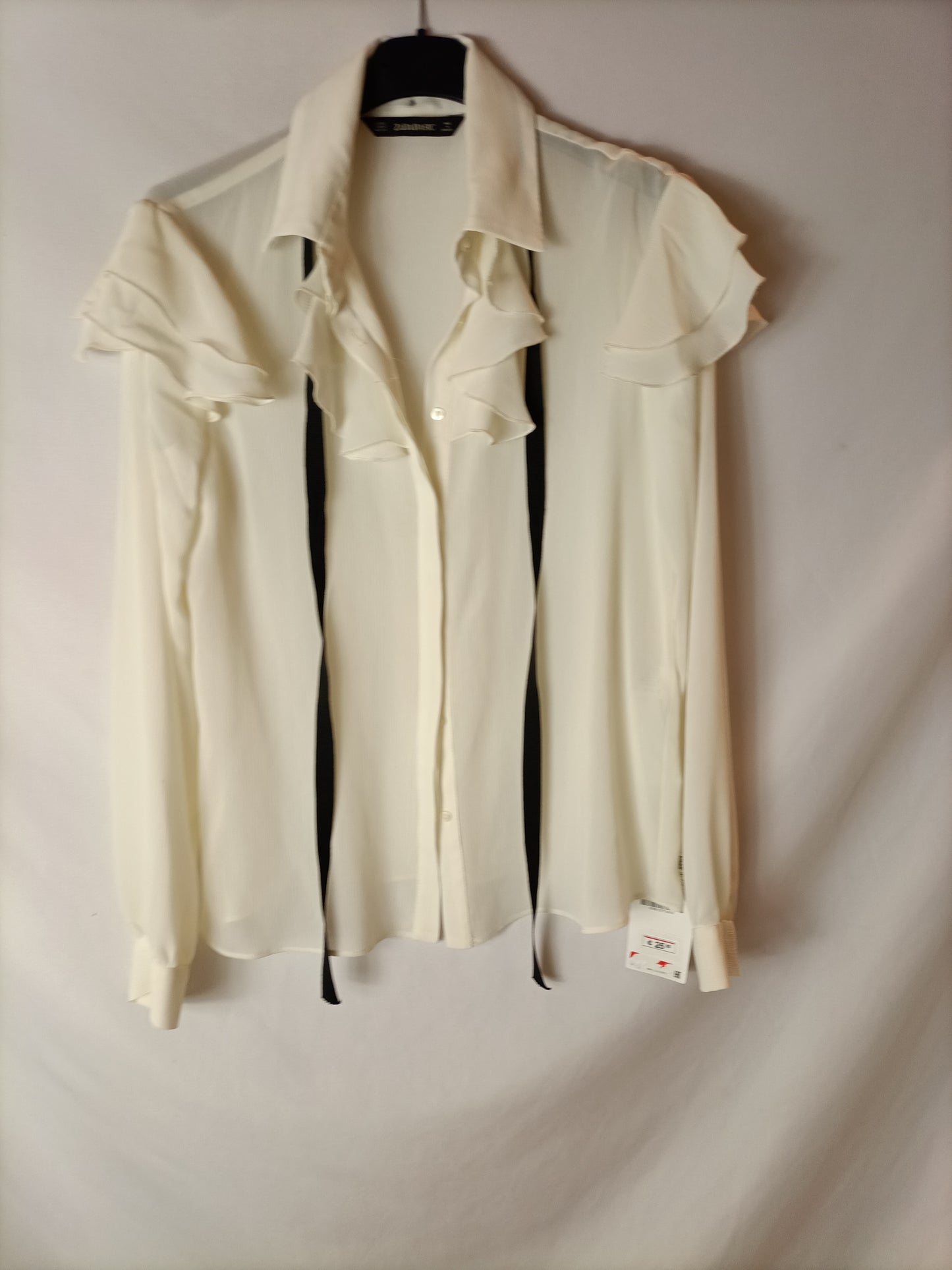 ZARA. Blusa fluida semitransparente beige. T XS