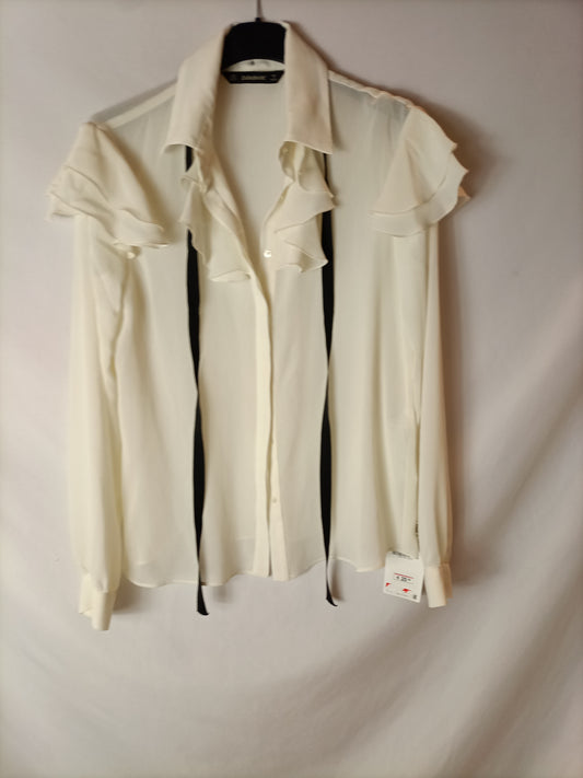 ZARA. Blusa fluida semitransparente beige. T XS