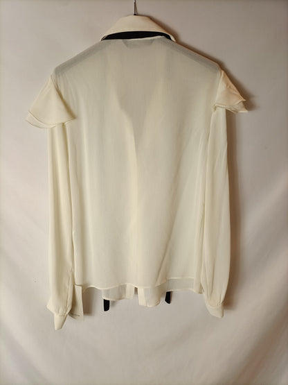 ZARA. Blusa fluida semitransparente beige. T XS