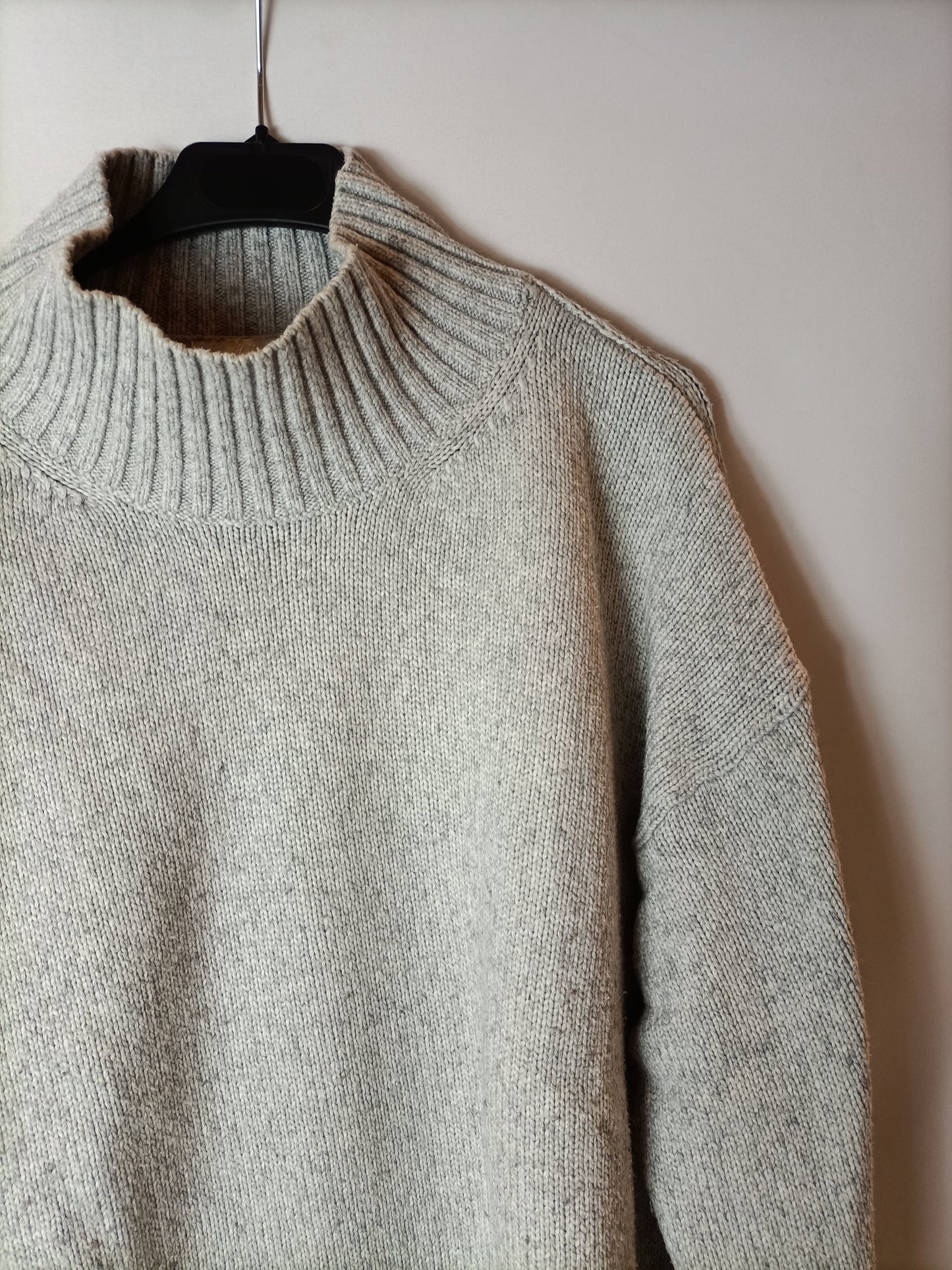 H&M. Jersey gris oversized T.s