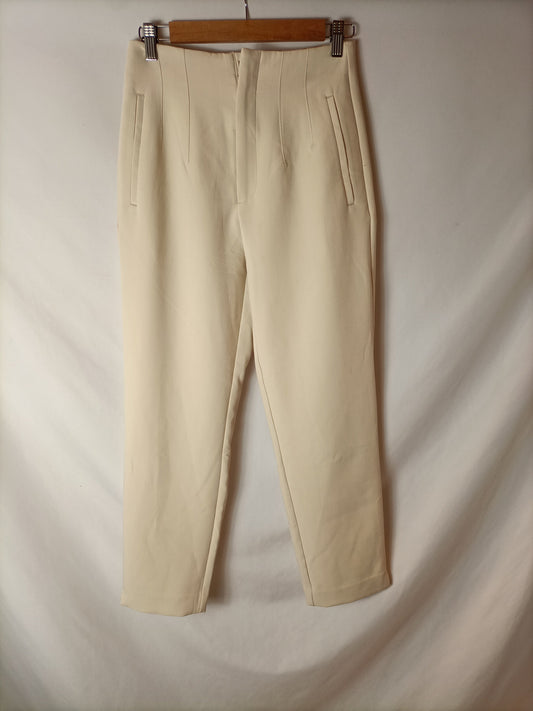 STRADIVARIUS. Beige dress pants, size 38