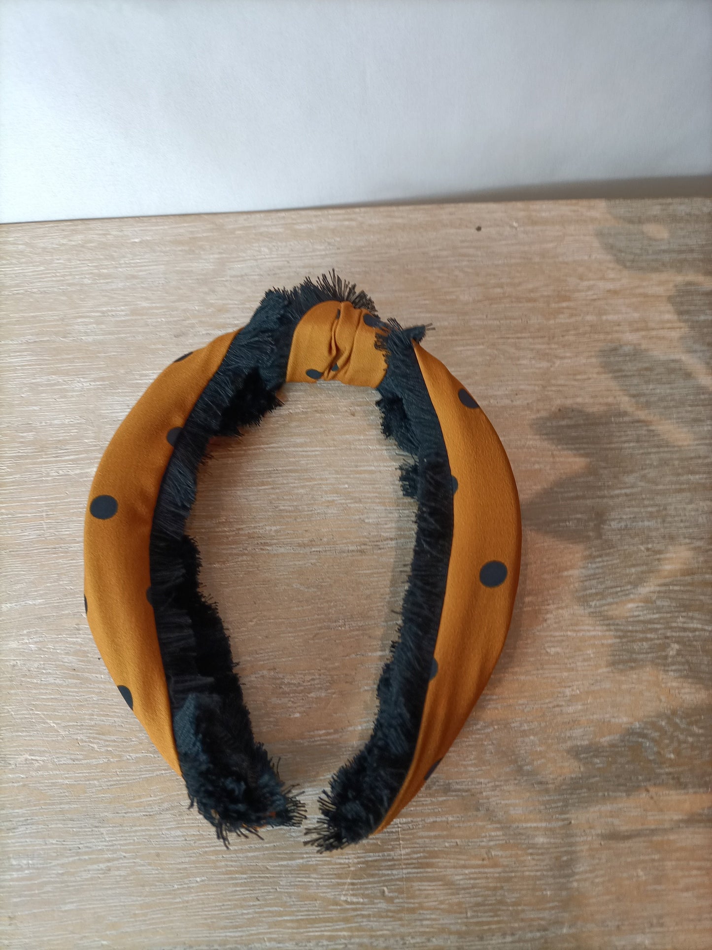 ZARA. Diadema lunares