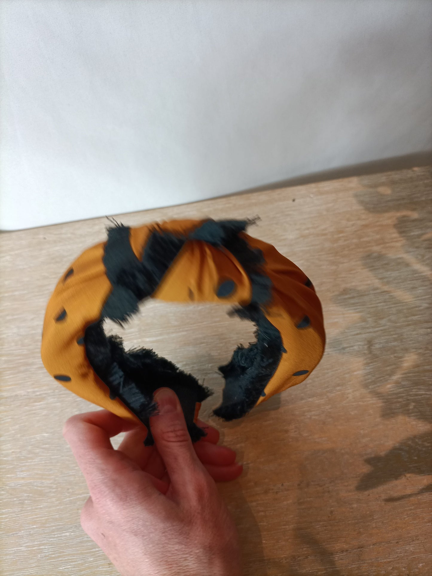 ZARA. Diadema lunares