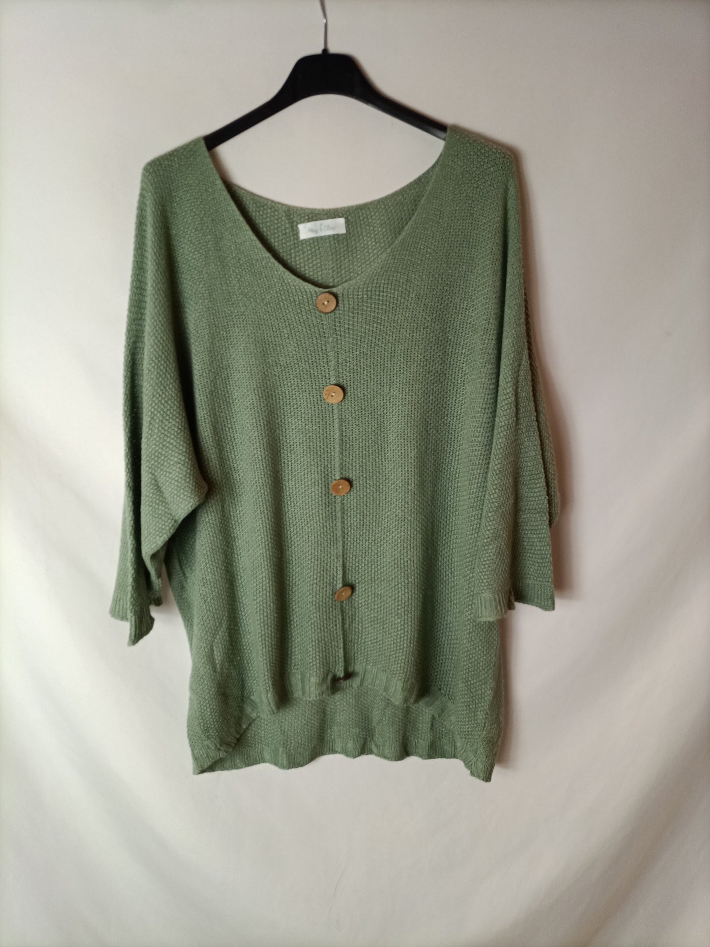 HUG&amp;CLAU. Thin green sweater. TS (M/L)
