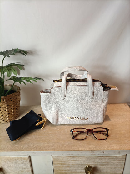 BIMBA Y LOLA. Bolso piel blanco con asa corta  y larga.