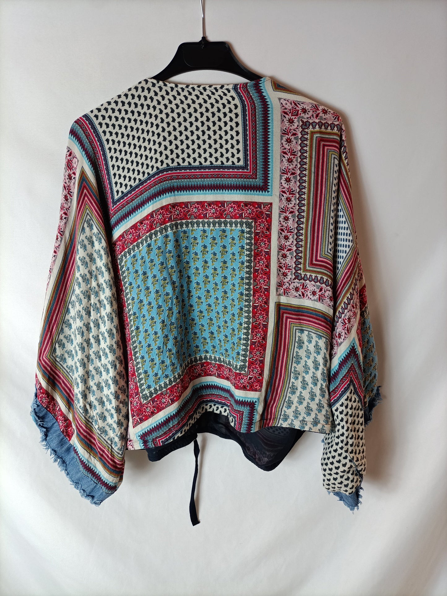 ZARA. Chaqueta/blusa estampada T.m