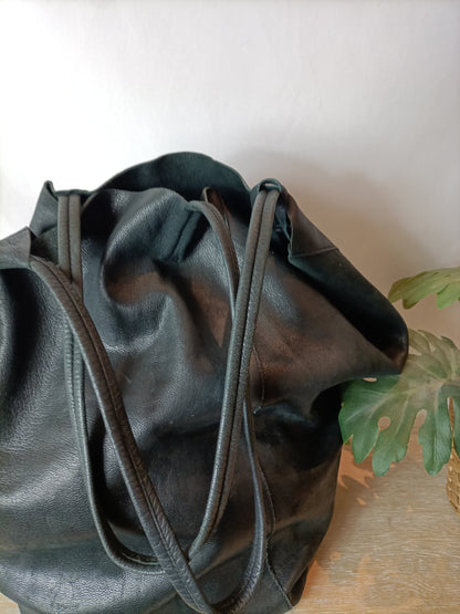 OTRAS. Bolso shopper negro  (TARA)