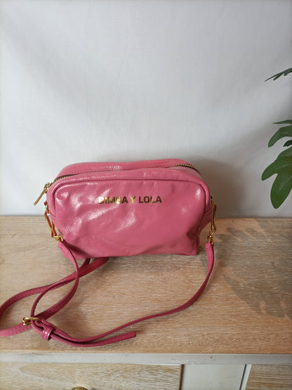 BIMBA Y LOLA. Bolso piel rosa