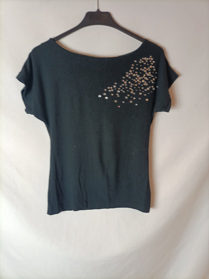 MASSIMO DUTTI. Camiseta negra elástica pedrería. T S