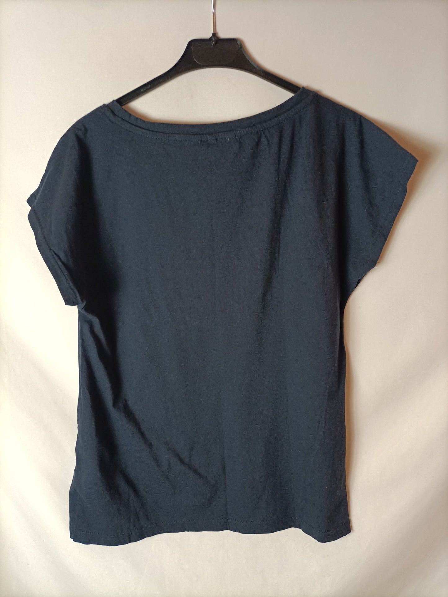 VERO MODA. Camiseta azul lentejuelas. T M