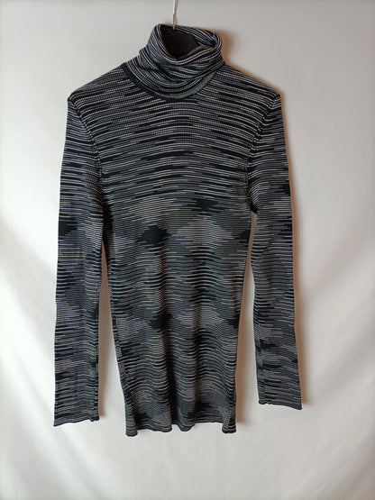 MISSONI. Ribbed turtleneck sweater. Size 46 (L/XL)