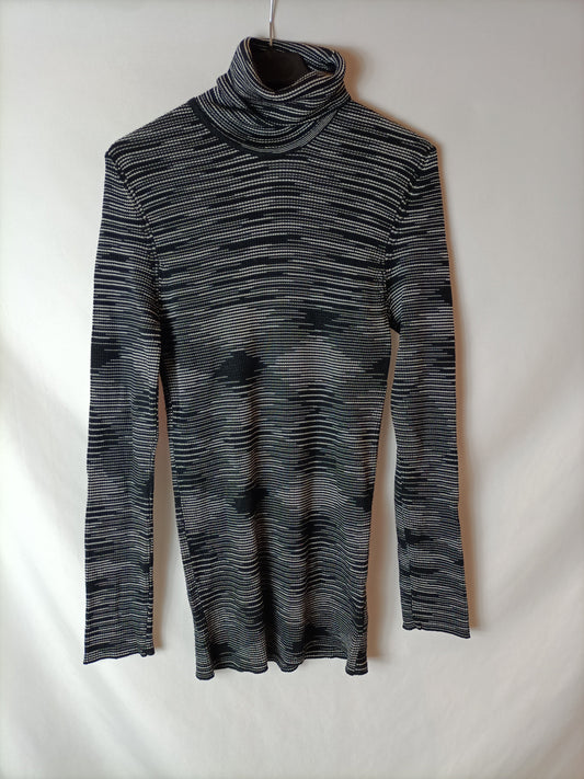 MISSONI. Ribbed turtleneck sweater. Size 46 (L/XL)