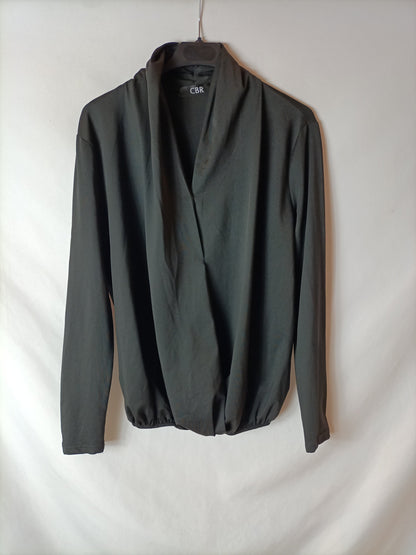 CBR. Black stretch top. TL