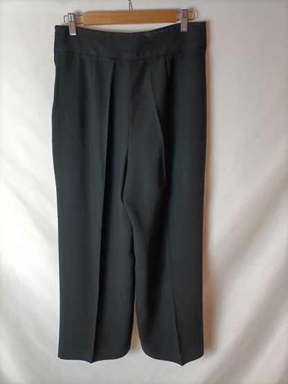 ZARA. Pantalones culotte pinzas negros. T M