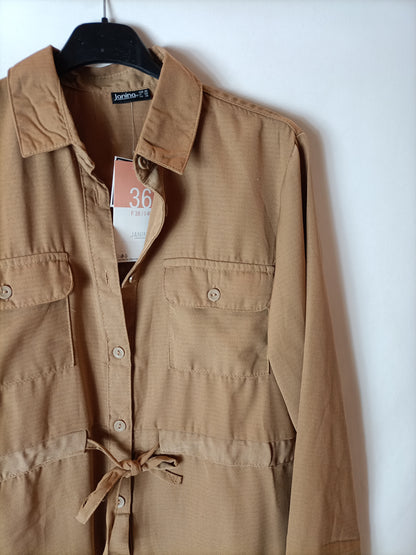 JANINA. Vestido camisero camel. T 36