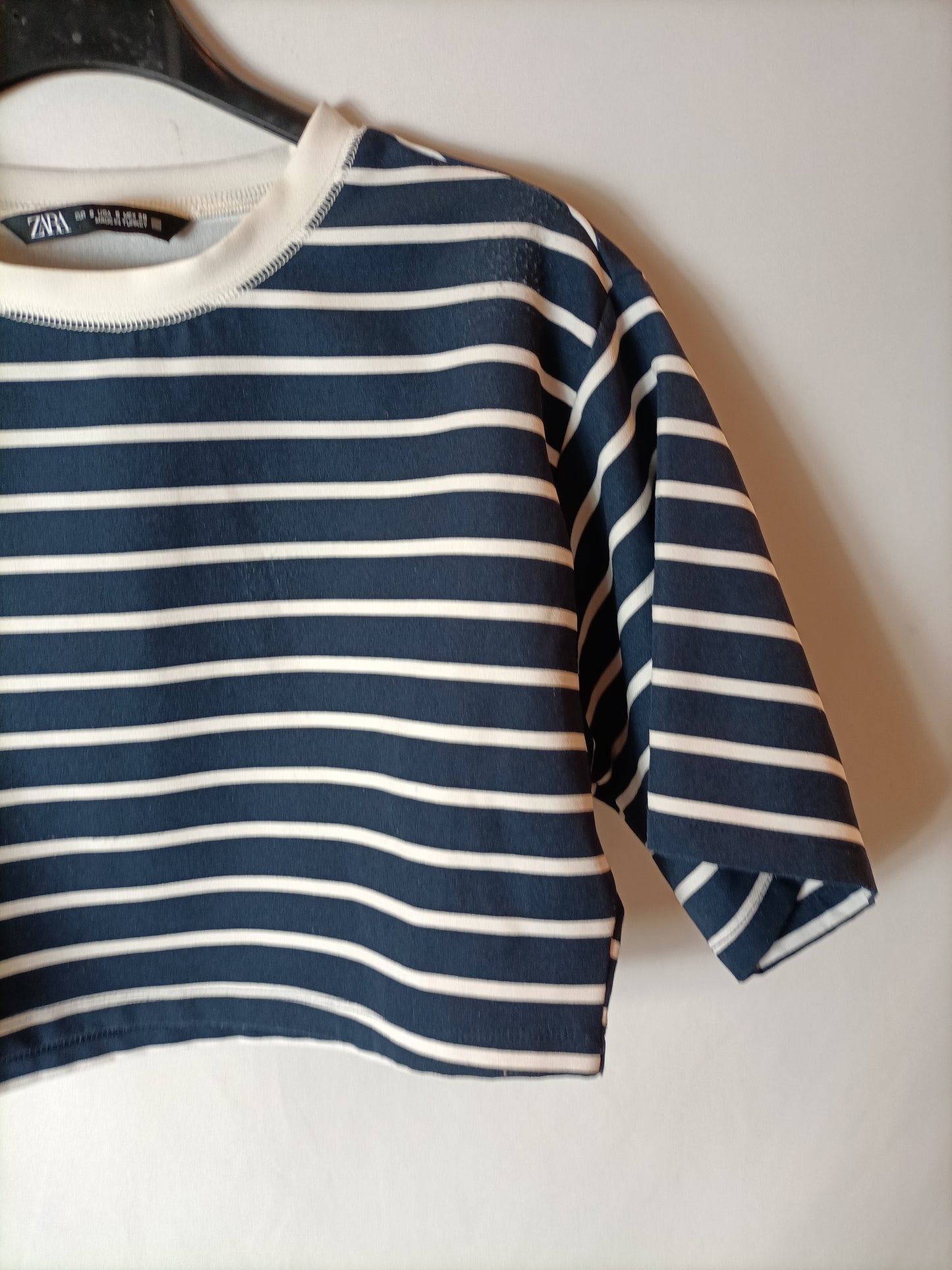ZARA. Crop top rayas azules y blancas T.S (Tara)