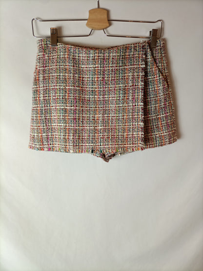 ZARA. Falda pantalón multicolor tejido estilo tweed. T XS