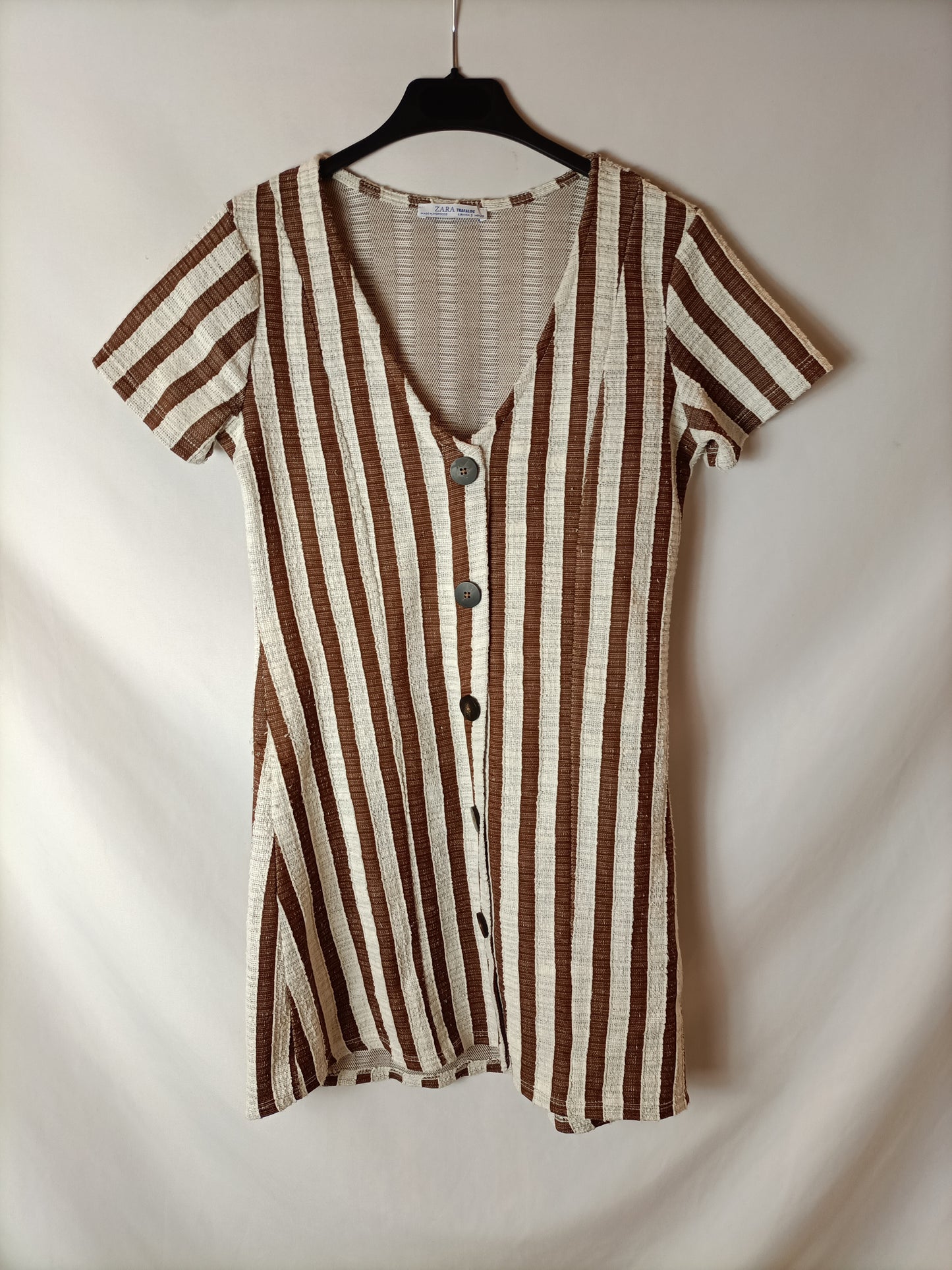 ZARA. Vestido textura rayas blancas y marrones. T S