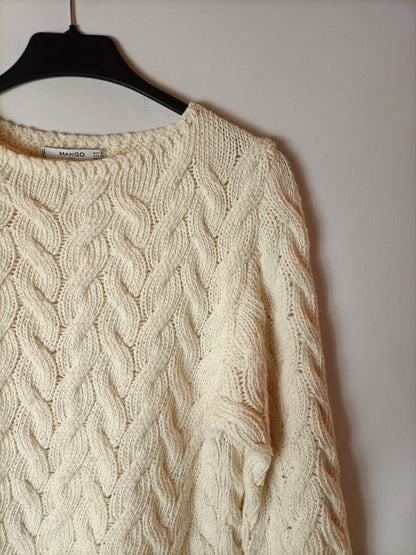 MANGO. Jersey blanco roto ochos. T S