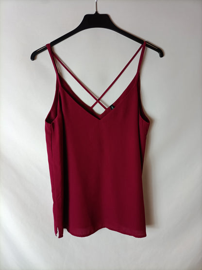 STRADIVARIUS. Top tirantes burdeos. T S