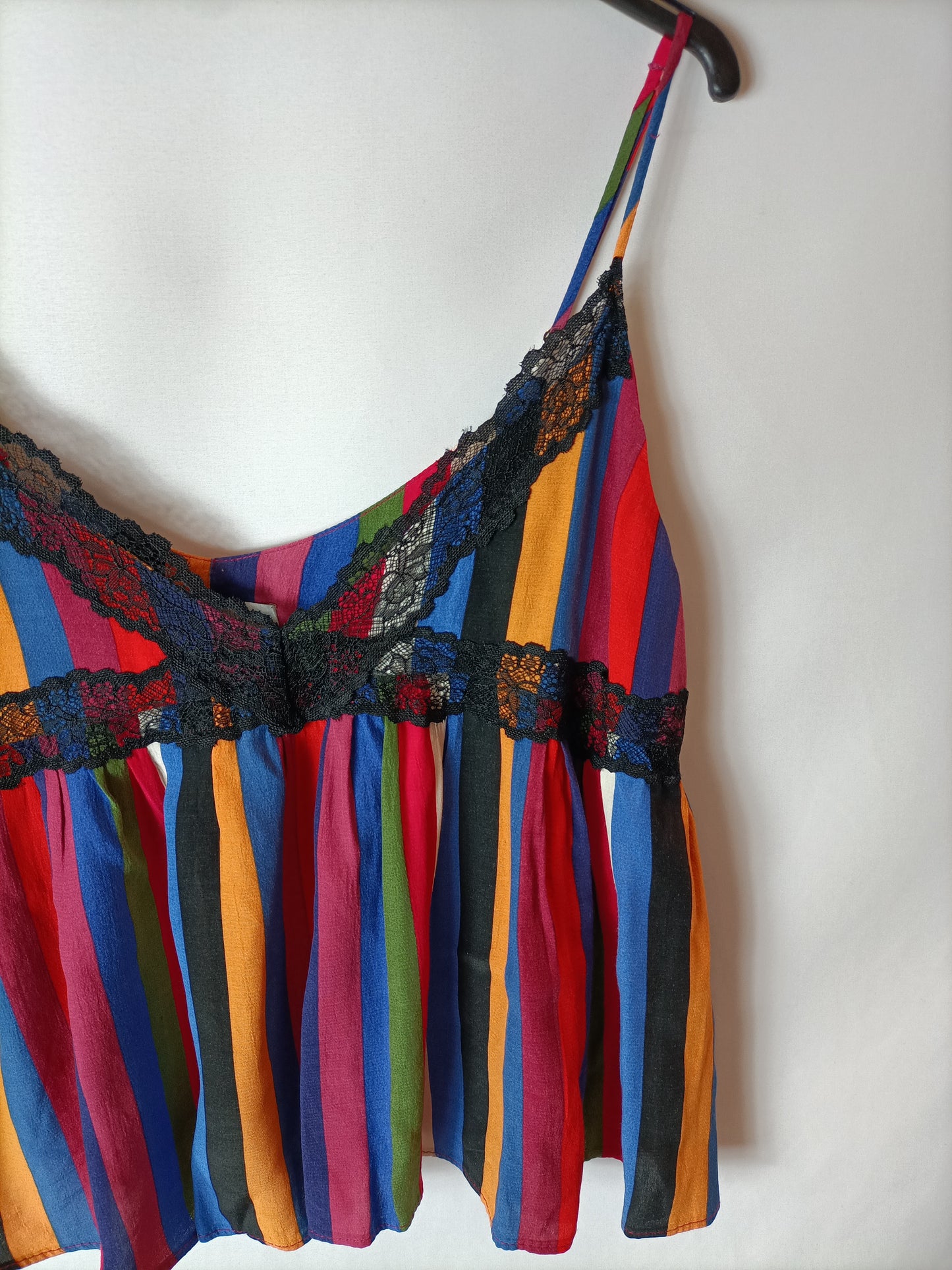 ZARA. Top rayas colores. T XS