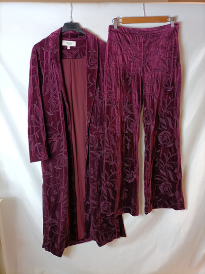 INTROPIA. kimono burdeos terciopelo T.xs/s