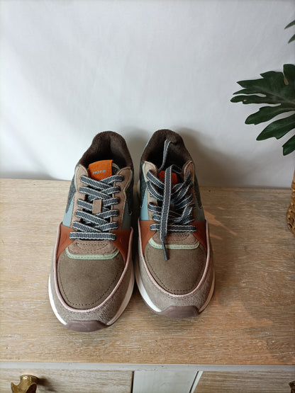HOFF. Textured sneakers. Size 38 (unworn)