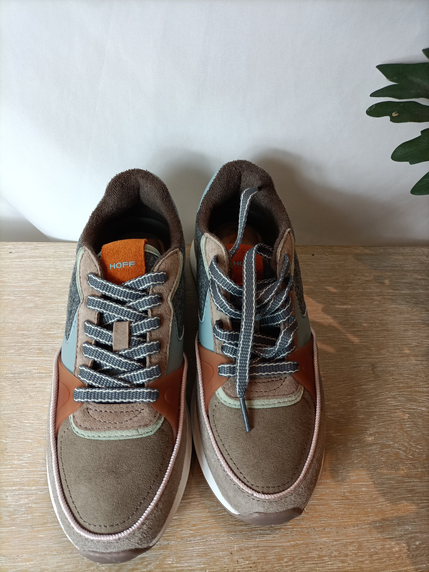 HOFF. Textured sneakers. Size 38 (unworn)