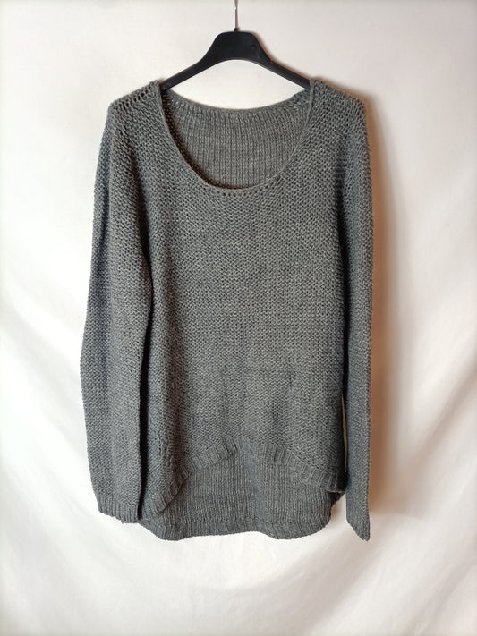 OTHERS. Gray sweater. TM/L