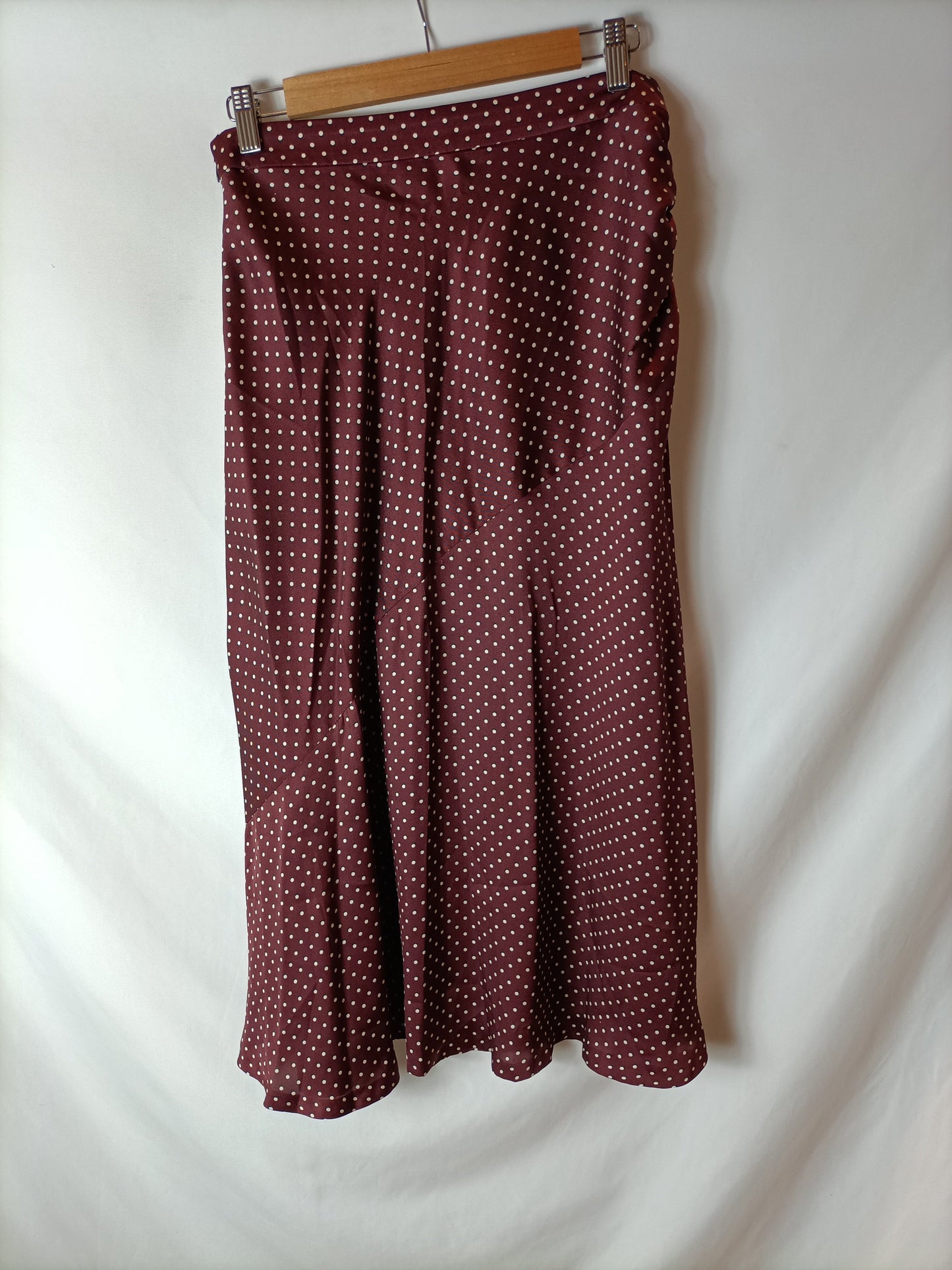 ZARA. Flowy burgundy midi skirt. TM