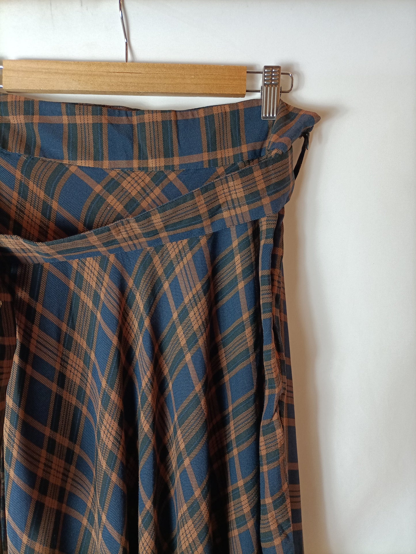 FORMULA JOVEN. Falda larga cuadros. T L