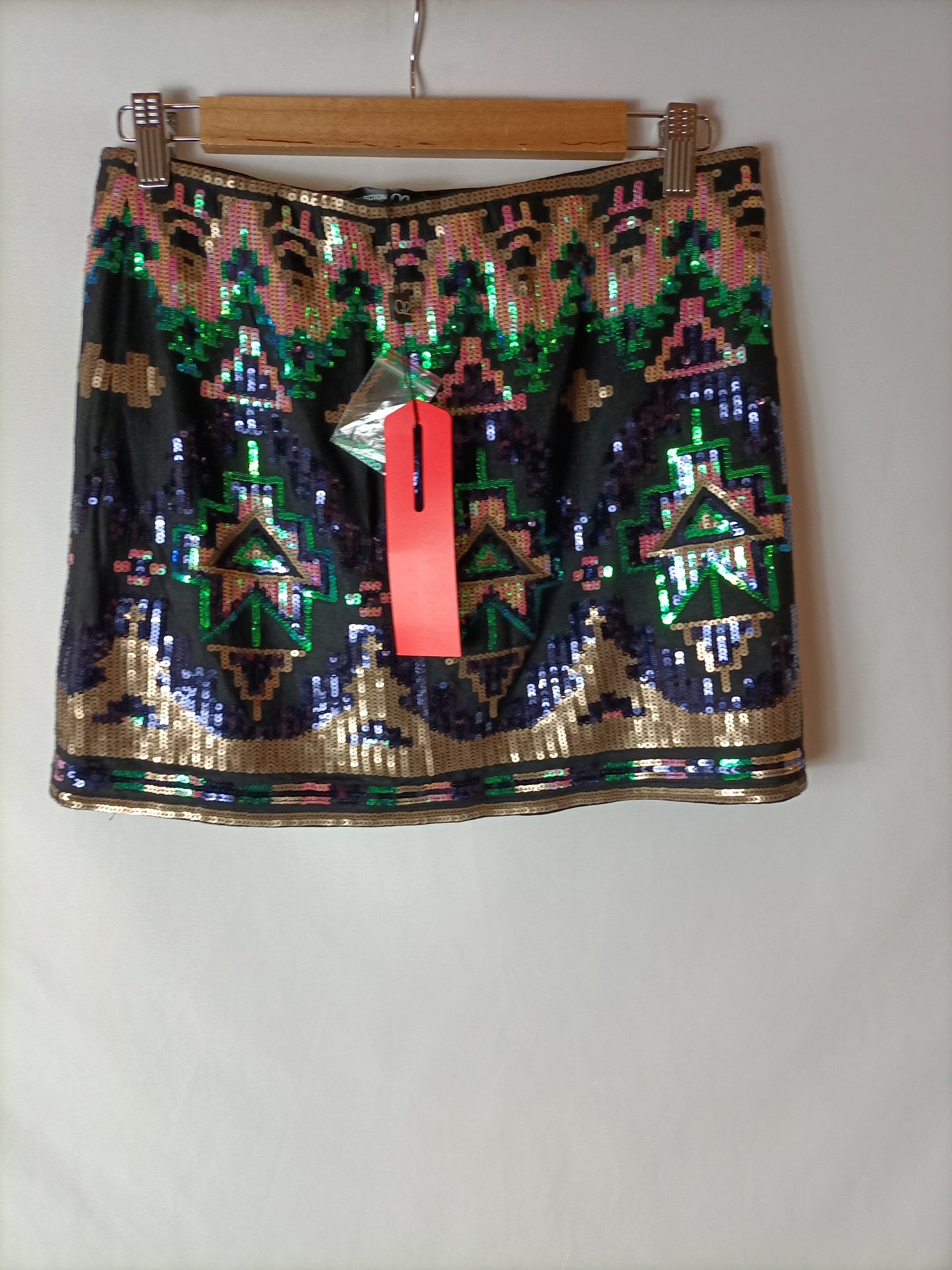 COLLECTION. Stretch sequin skirt. TS