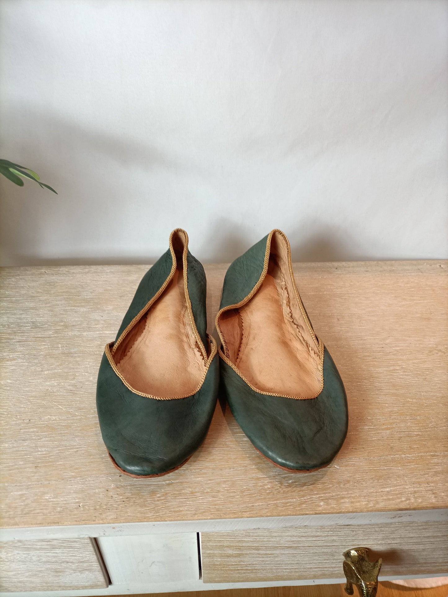 OTRAS. Bailarina piel marroquí