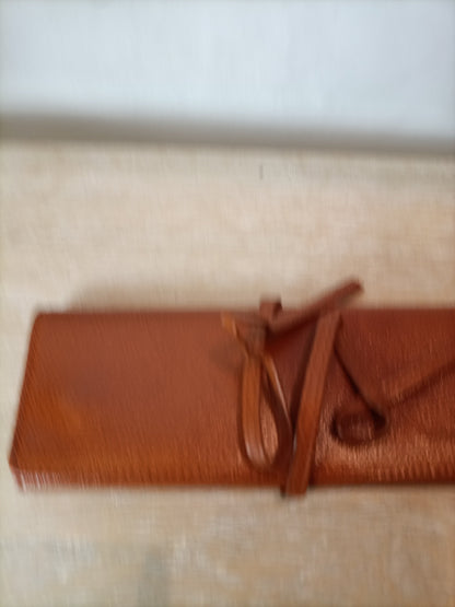 SALVADOR BACHILLER. Joyero piel