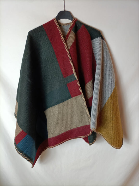 OTHERS. Checkered poncho