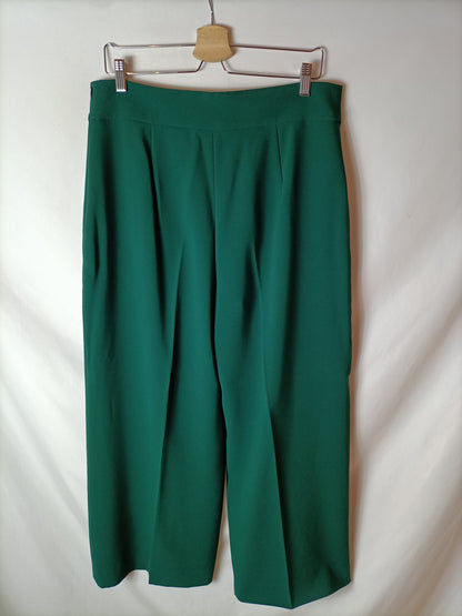 ZARA. Green culottes, size XL