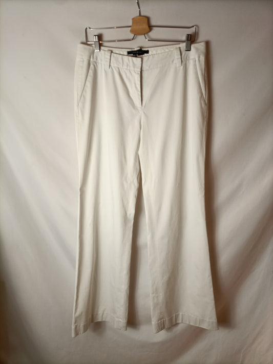 ZARA.White chino trousers size 42