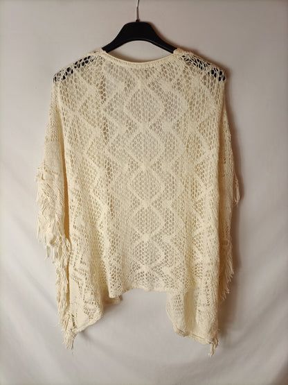 STRADIVARIUS. Short crochet kimono. TM