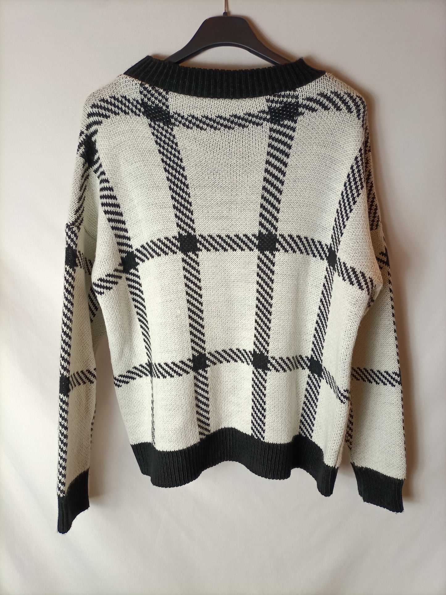 OTRAS. Total look falda y jersey punto cuadros T S/M