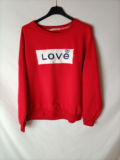 NATURAL COLLECTION. Sudadera roja letras. T S